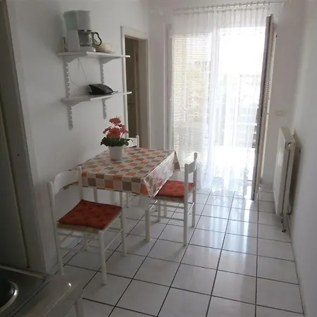 In With Balcony, Wifi 819-4 Apartment Poreč