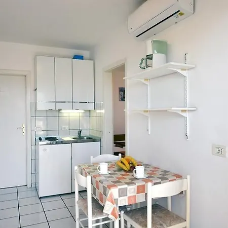 In With Balcony, Wifi 819-4 * Poreč