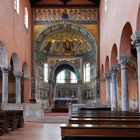 In With Balcony, Wifi 819-4