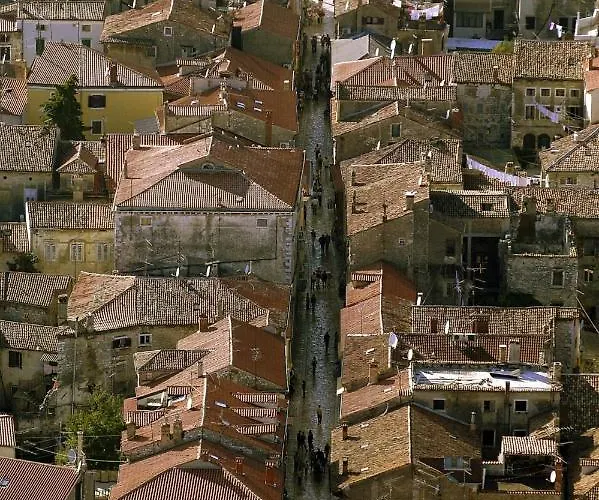 In With Balcony, Wifi 819-4 * Porec