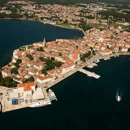 In With Balcony, Wifi 819-4