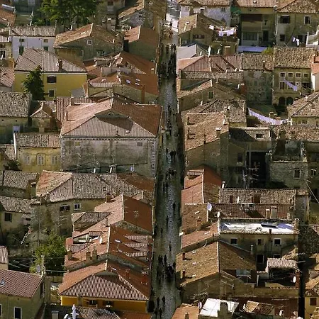 In With Balcony, Wifi 819-4 * Poreč
